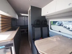 Bild 12 Clever Drive 600,  modernes Interieur !