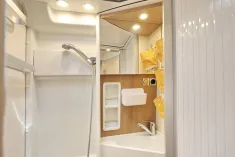Bild 30 Malibu First Class - Two Rooms 640 LE RB charming coupé