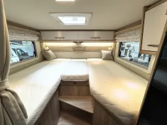 Bild 13 Eura Mobil Profila T 696 EB Mondial Plus / S Fahrassistenz
