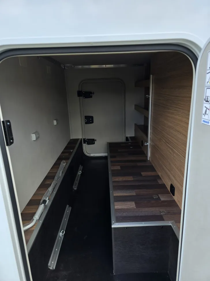 Fahrzeugbild Weinsberg CaraHome 550 MG Markise, AHK, LED #8