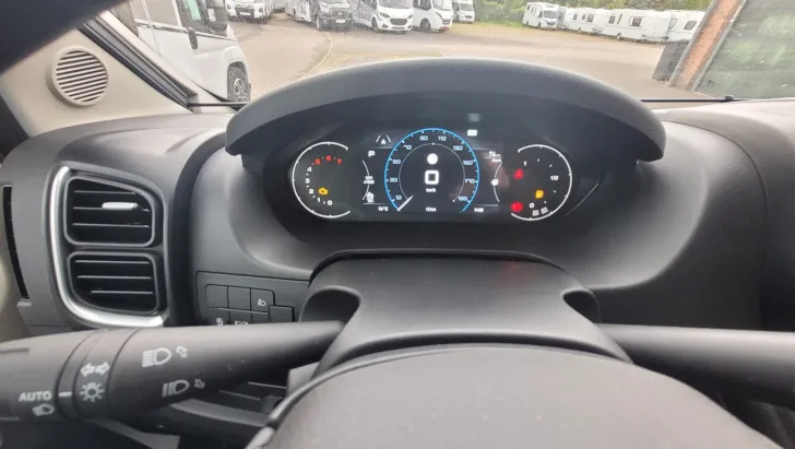 Fahrzeugbild Dethleffs Globetrail 640 EK *Automatik*Navi*RFK*Markise* #10