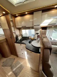 Bild 15 Carthago c-tourer I 148 Hubstützen+AHK+Autom*gepflegt*