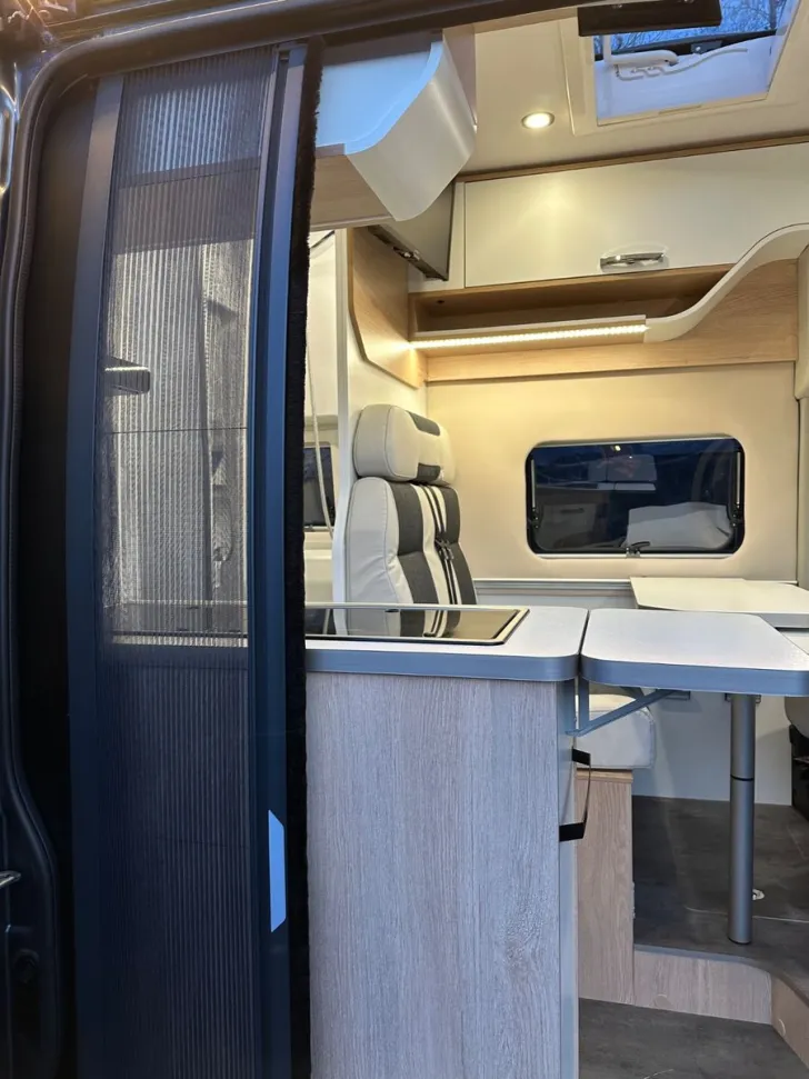 Fahrzeugbild Mooveo VAN-63XL - Hubbett - 11.859,- Euro Sonderaktion #10