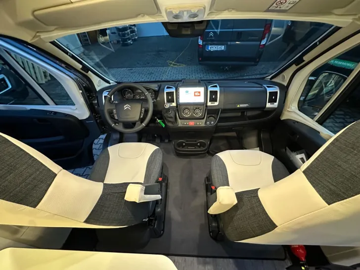 Fahrzeugbild Mooveo VAN-63XL - Hubbett - 11.859,- Euro Sonderaktion #25