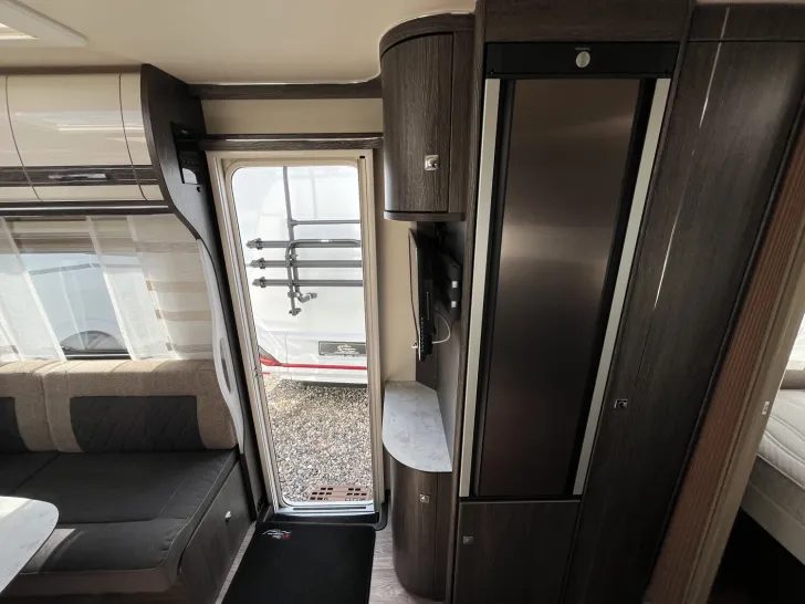 Fahrzeugbild Fendt Diamant 560 SF 2.000Kg Auflastung #9