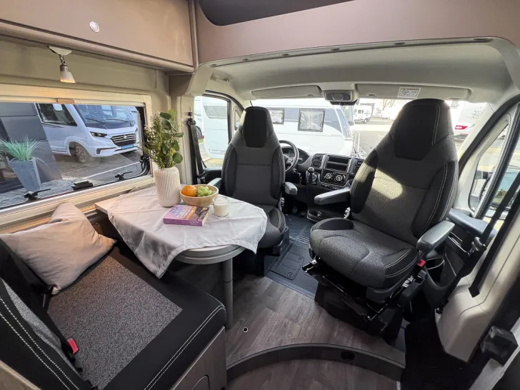 Fahrzeugbild Carado CV600 #14
