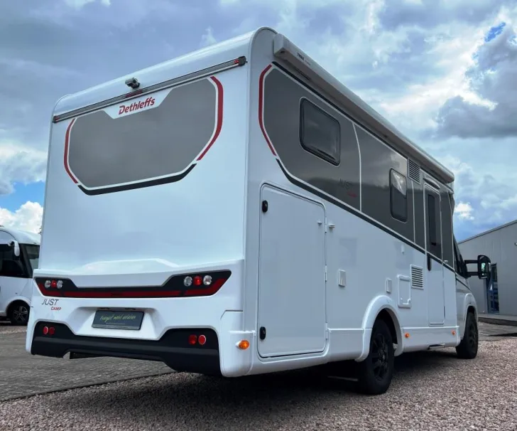 Fahrzeugbild Dethleffs Just Camp T 7052 EB Active Verfüg./Sparen Sie 4.582,- € #3