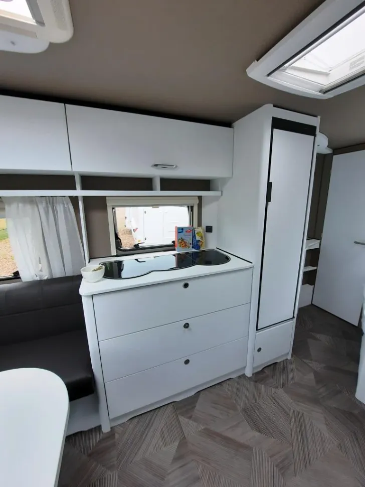 Fahrzeugbild Dethleffs c' go 495 FR Verfüg./Sparen Sie 1.348,- € #10