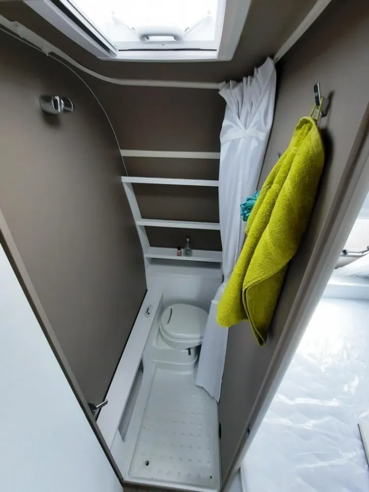 Fahrzeugbild Dethleffs c' go 495 FR Verfüg./Sparen Sie 1.348,- € #17