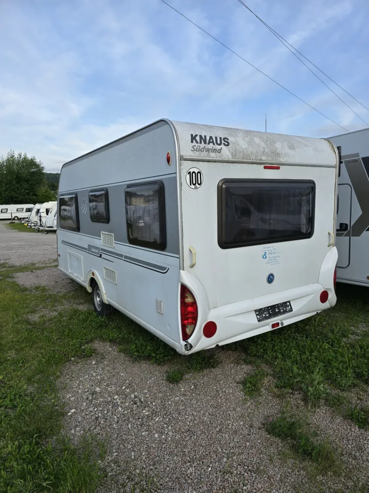 Fahrzeugbild Knaus Südwind 450 FU Vorzelt #3
