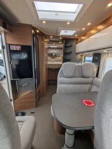 Fahrzeugbild Carthago C2-tourer I 148 RB-QB „K“ lightweight 3.5t *junger Gebrauchtwagen* #11