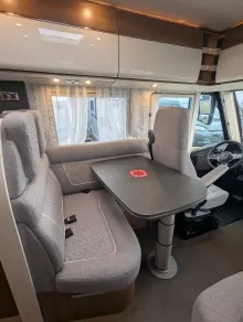 Fahrzeugbild Carthago C2-tourer I 148 RB-QB „K“ lightweight 3.5t *junger Gebrauchtwagen* #9