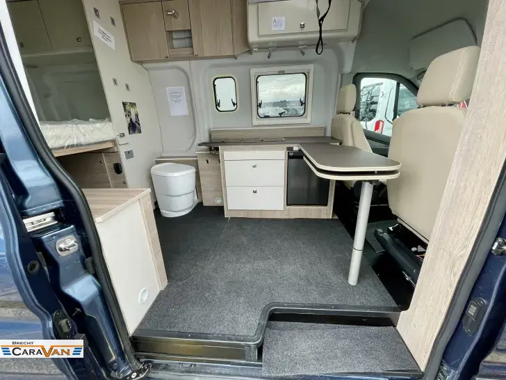 Fahrzeugbild Bürstner Lineo C 590 Rolli 10.997 Euro gespart! #5