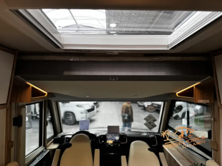 Fahrzeugbild Eura Mobil Integra Line 720 EF Hubbett #23