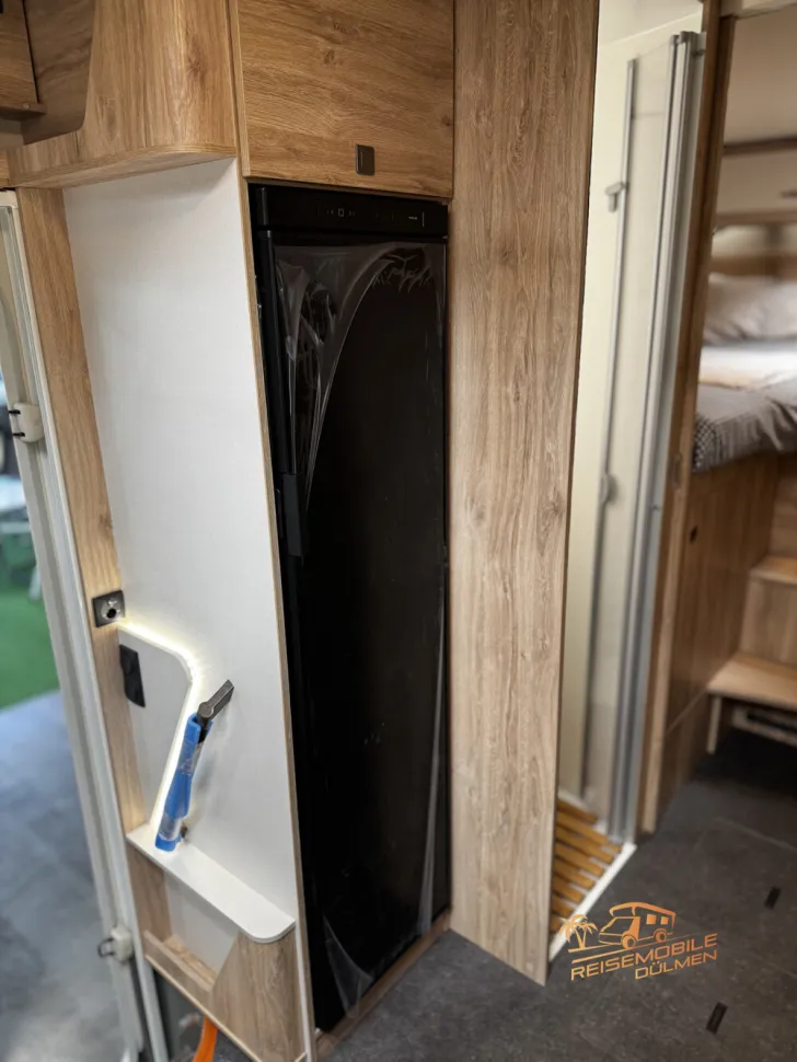 Fahrzeugbild Eura Mobil Integra Line 720 EF Hubbett #27