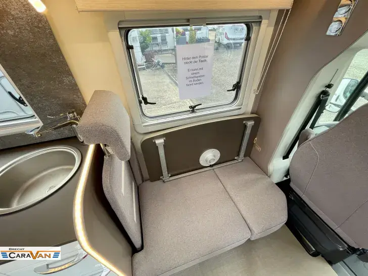 Fahrzeugbild Bürstner Lyseo TD 736 Rolli barrierefrei #10