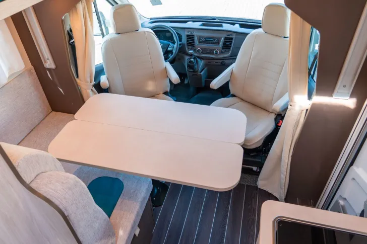 Fahrzeugbild Rimor Kilig 18 Plus HUBBETT+BRONZE PAKET+170 PS+FORD #11