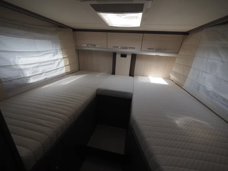 Fahrzeugbild Bürstner Ixeo Time 726 G, SAT/TV, Solar, Navi/Kam. 5.Sitz #14