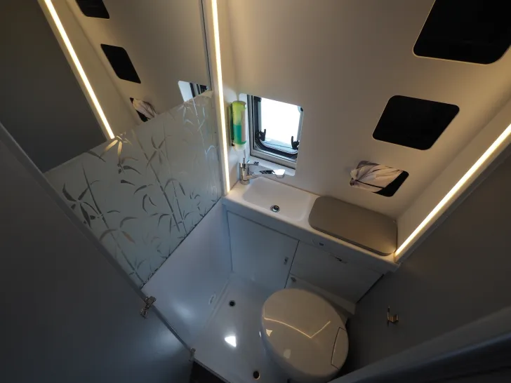 Fahrzeugbild Weinsberg Caratour 600 ME, Solar, Lithium Batterie #14