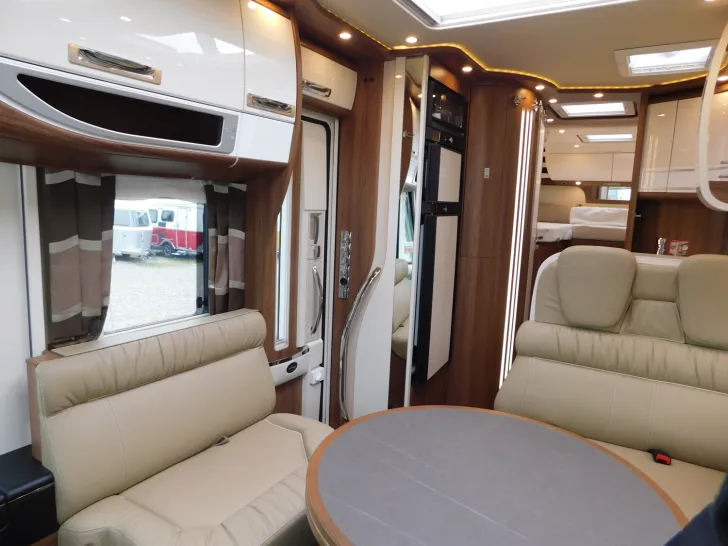 Fahrzeugbild Carthago chic s-plus I 50 LE Vollluftfeder,Motorradträger #11