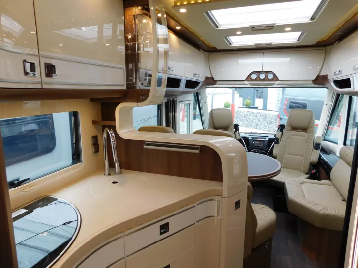 Fahrzeugbild Carthago chic s-plus I 50 LE Vollluftfeder,Motorradträger #12