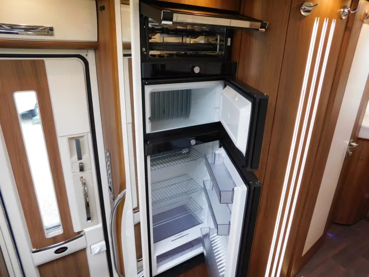 Fahrzeugbild Carthago chic s-plus I 50 LE Vollluftfeder,Motorradträger #13