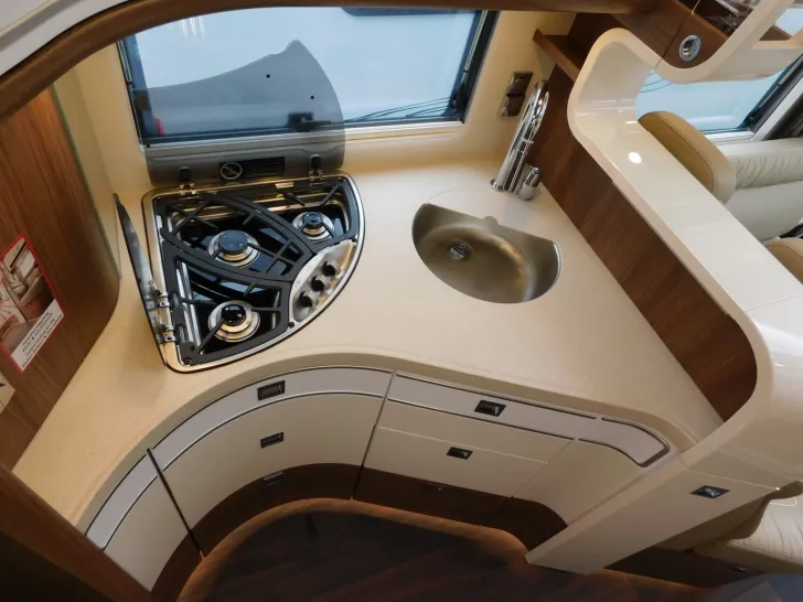 Fahrzeugbild Carthago chic s-plus I 50 LE Vollluftfeder,Motorradträger #14