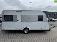Bild 3 Knaus Sport 450 FU Dusche 1800kg Französisches Bett
