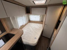 Bild 17 Knaus Sport 450 FU Dusche 1800kg Französisches Bett