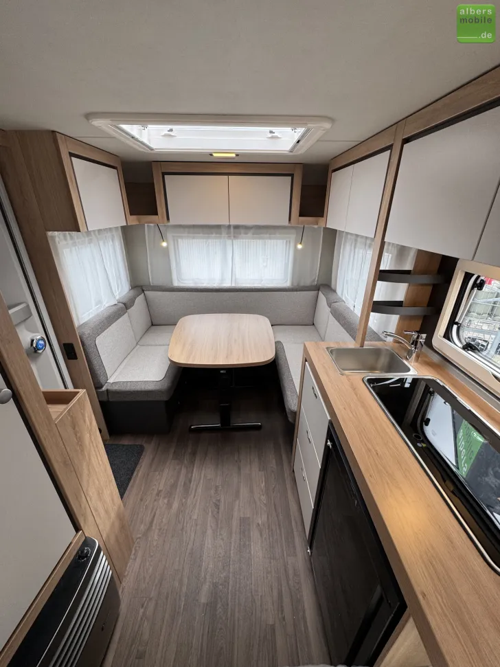 Fahrzeugbild Knaus Sport 450 FU Dusche 1800kg Französisches Bett #23