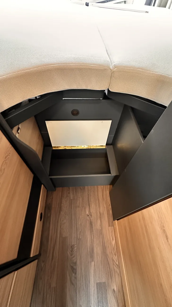 Fahrzeugbild Knaus BoxLife Pro 630 FREEWAY Miet 2026 Verfügbar 11.2026 #14