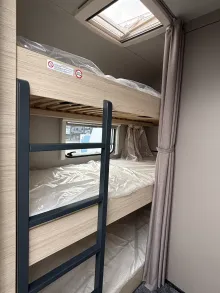 Fahrzeugbild Weinsberg CaraCito 470 QDK Gas 3er- Etagenbett 19 Extras! #8
