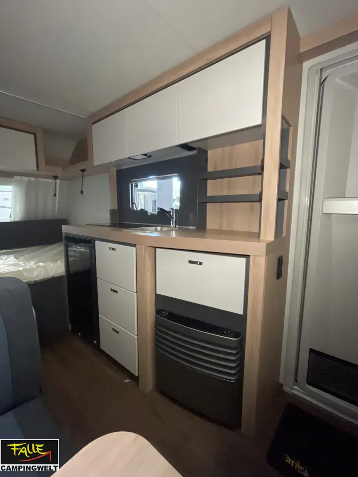 Sicht vorne-hinten Knaus Sport 420 QD