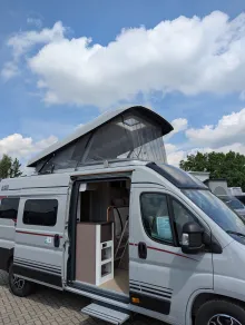 Fahrzeugbild Bürstner Eliseo C 642 Listenpreis: 90.432€ #11