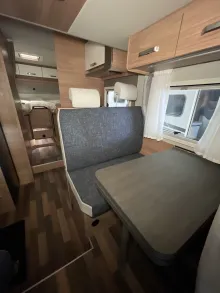 Fahrerhaus Weinsberg CaraSuite 700 ME Lager Abverkauf