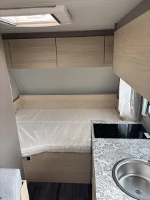Fahrzeugbild Weinsberg CaraCito 390 QD GFK-Dach, 3 Zusatzfenster, #6