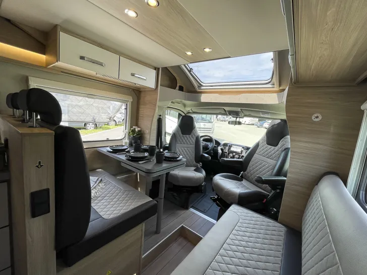 Fahrzeugbild Weinsberg CaraSuite 650 MF *5ter Sitzpl.*Markise* #17