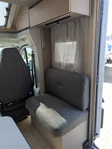 Fahrzeugbild Bürstner Campeo TD 676 G *junger Gebrauchtwagen* #12