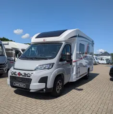 Bild 5 Bürstner Campeo TD 676 G *ganz junger Mietwagen*