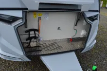 Fahrzeugbild Knaus Südwind 420 QD 60 YEARS Kühlschrank 142l #7