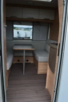 Fahrzeugbild Knaus Südwind 420 QD 60 YEARS Kühlschrank 142l #8