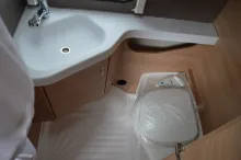 Fahrzeugbild Knaus Südwind 420 QD 60 YEARS Kühlschrank 142l #17