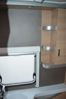 Fahrzeugbild Knaus Südwind 420 QD 60 YEARS Kühlschrank 142l #18