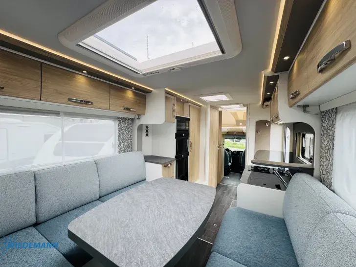 Sicht vorne-hinten Frankia F-Line A 740 PLUS ALDE * Navi * Solar * Sat