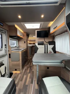 Bild 4 Weinsberg CaraCompact Suite MB EDITION PEPPER 640 MEG