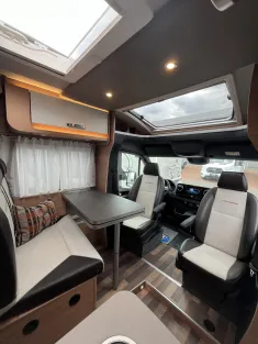 Bild 6 Weinsberg CaraCompact Suite MB EDITION PEPPER 640 MEG