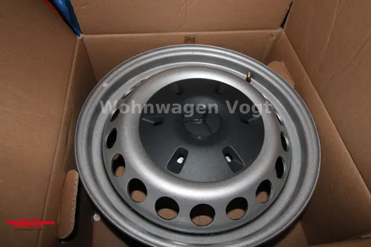 Fahrzeugbild Kabe Crown i810 LGB #7