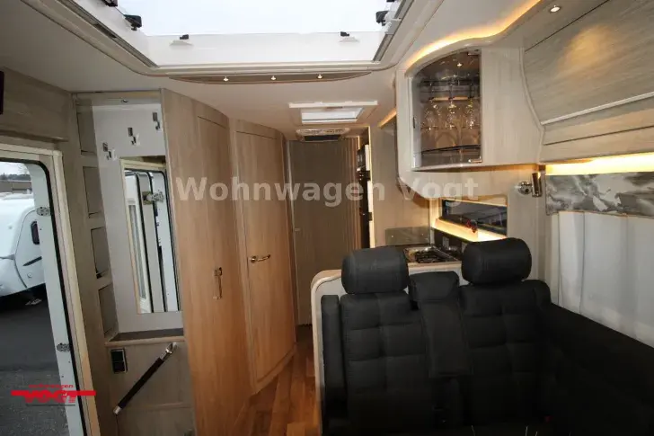 Fahrzeugbild Kabe Crown i810 LGB #20