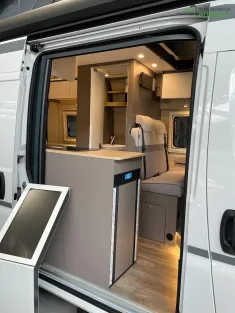 Bild 7 LMC Innovan 540 Modell 2025 / Aufstelldach / Automatik