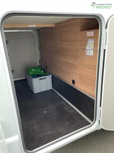 Bild 7 Weinsberg CaraHome 650 DG Navigation / Markise / Rückfahrkamera